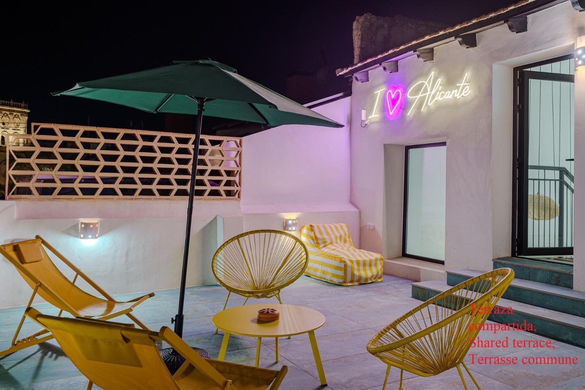 Refined And Practical Studio In Historic Center Of Αλικάντε Εξωτερικό φωτογραφία