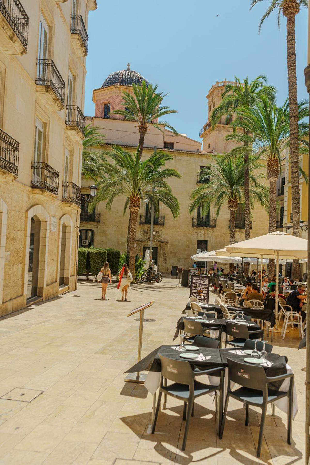 Refined And Practical Studio In Historic Center Of Αλικάντε Εξωτερικό φωτογραφία